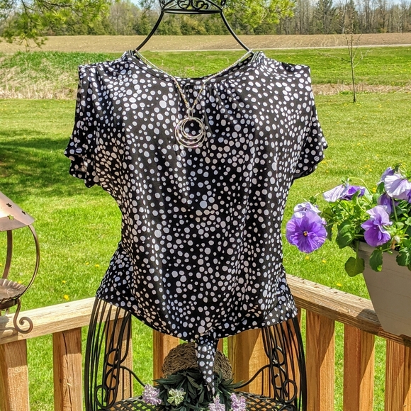 Rafaella Tops - Rafaella B/W tie front polka dot top Size M